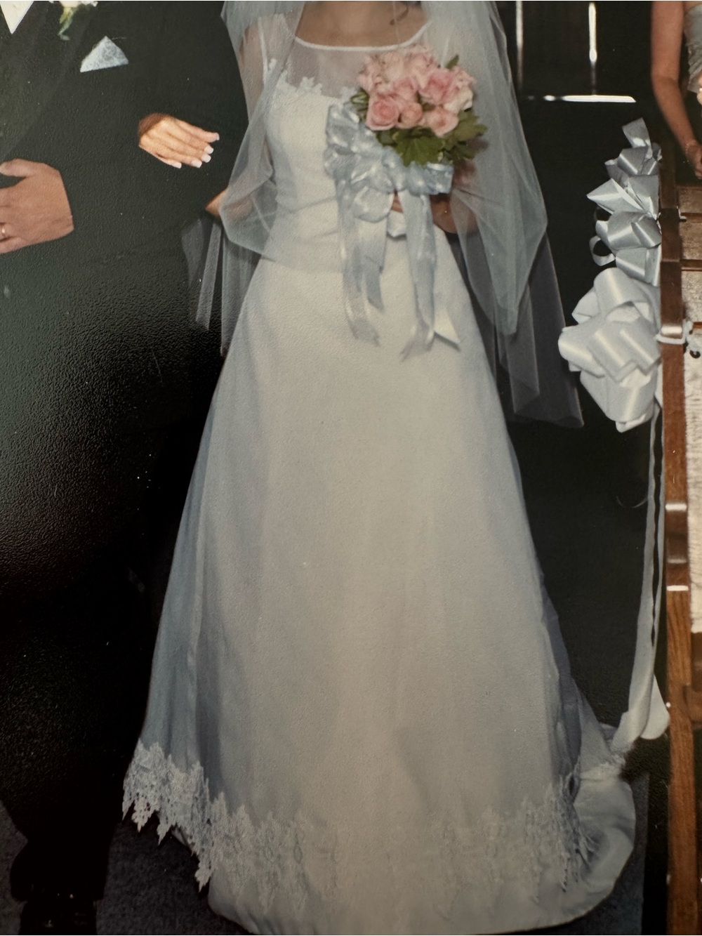 Vintage Bianchi Wedding Dress Gown 2000 Y2K Lace + Veil & Headpiece